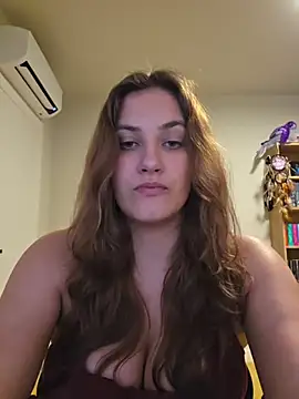 Czat XXX na żywo – MiaRides19