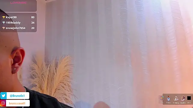 Онлайн чат XXX bruno_cavalli