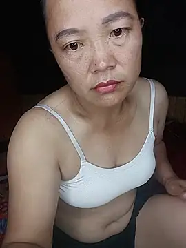 qqq123321q Show Webcam