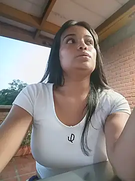 _Estrellita_ Adlı Modelin Canlı XXX Sohbeti