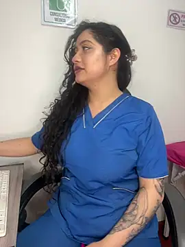 Amyy_1's Live XXX Chat
