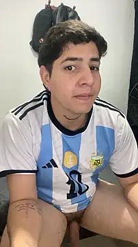 Chat XXX en directo de Fozil_Dvice