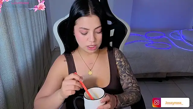 Chat XXX ao vivo de Victoryyy_