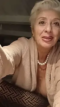 divinaerotica's Live XXX Chat
