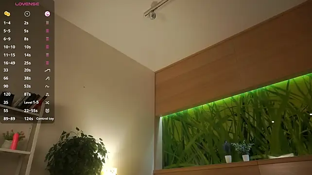 MarlinVarian élő XXX-chatje