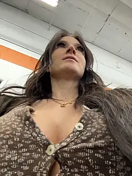 Kate-Paul Chat XXX live