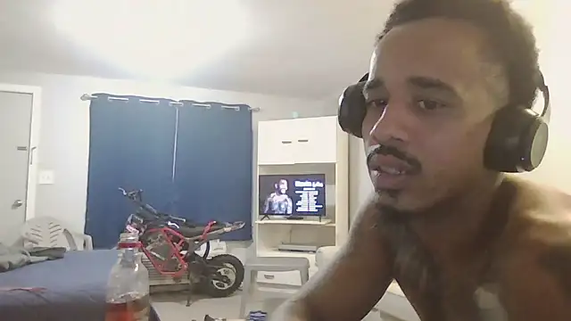 Živý XXX chat Davidlee59