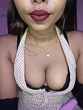 Strip_Hotty242 live XXX chat