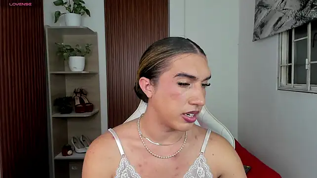 Chatroom XXX en direct de Merlia