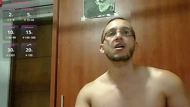 MarcusMilarc 라이브 XXX 채팅