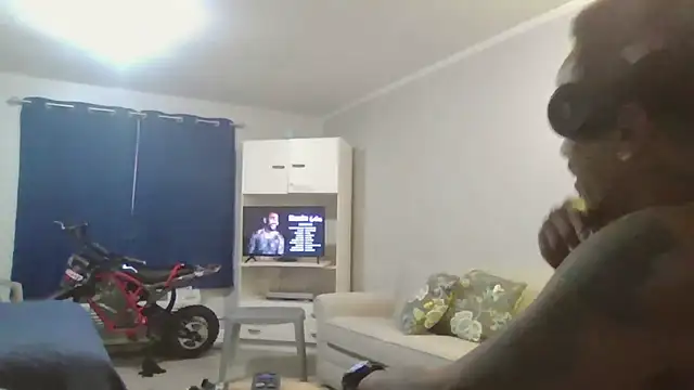 Czat XXX na żywo – Davidlee59