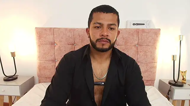 Chat +18 de Bruno_Silva_ ao vivo
