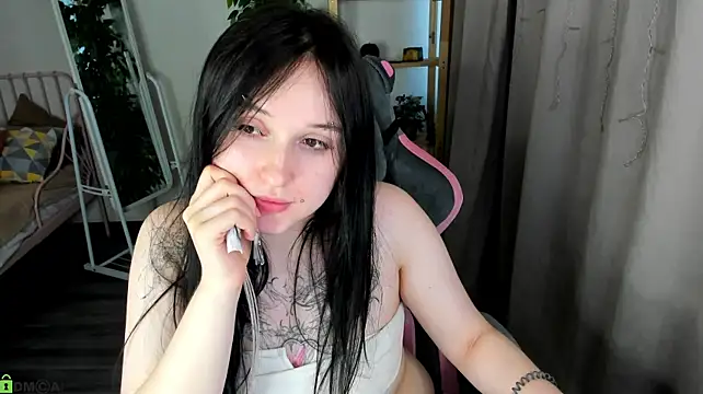 XXX chat uživo modela Emma-Blissa