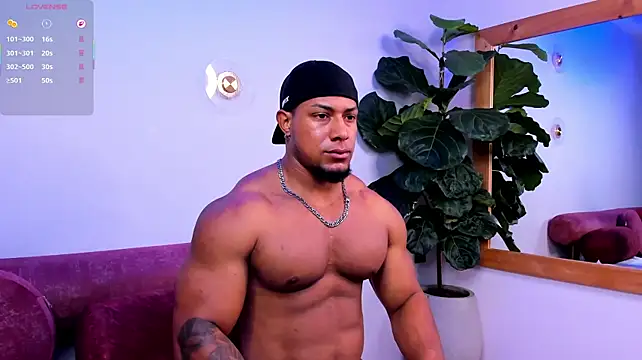 XXX chat uživo modela Travis_lenox_