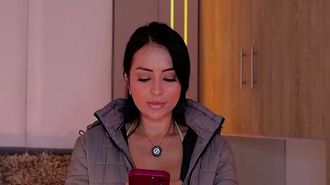 Eva_Bray Adlı Modelin Canlı XXX Sohbeti