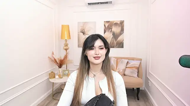 AnneTLi's Live XXX Chat