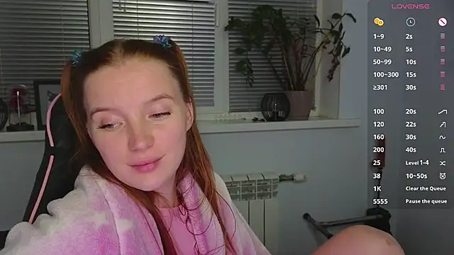 Chat +18 de Mary_Blu ao vivo
