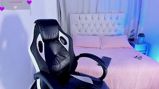 دردشة Melany_Luv الجنسية المباشرة