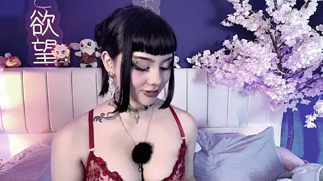 Shizuko_ Adlı Modelin Canlı XXX Sohbeti