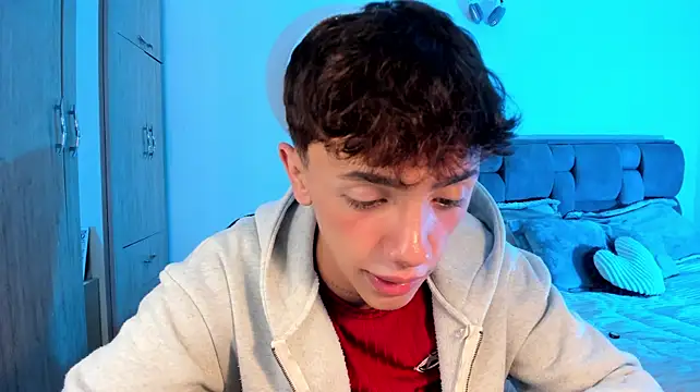 Chat XXX Live Timothy_ros