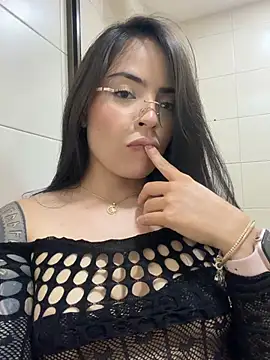 IsabellaGrace_'s Live XXX Chat