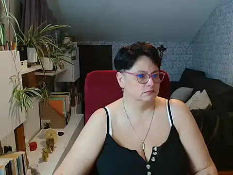 hellensweetsmile's Live XXX Chat