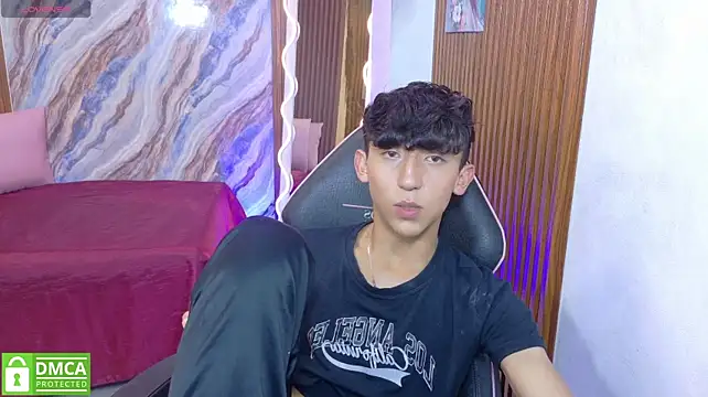 ETHANN_TAY1 即時 XXX 聊天