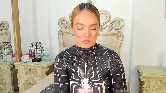 frehia_dimou XXX чат на живо