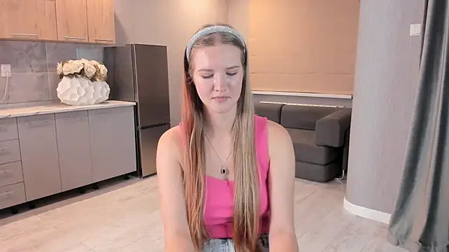 MargetMcgilberry's Live XXX Chat