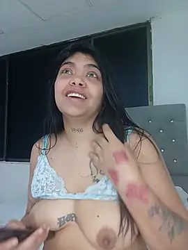 XXX chat uživo modela luxuryluna