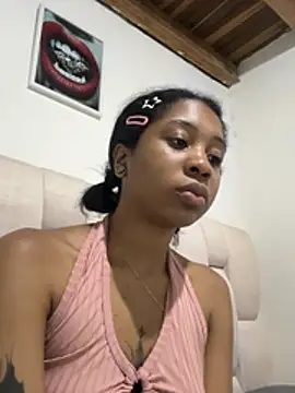 Czat XXX na żywo – Zaira_Rose_