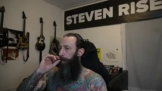 StevenRiseNYC élő XXX-chatje