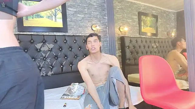 RoyalSexx_ 라이브 XXX 채팅