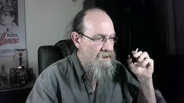 Uncle_Hottie Chat XXX in diretta