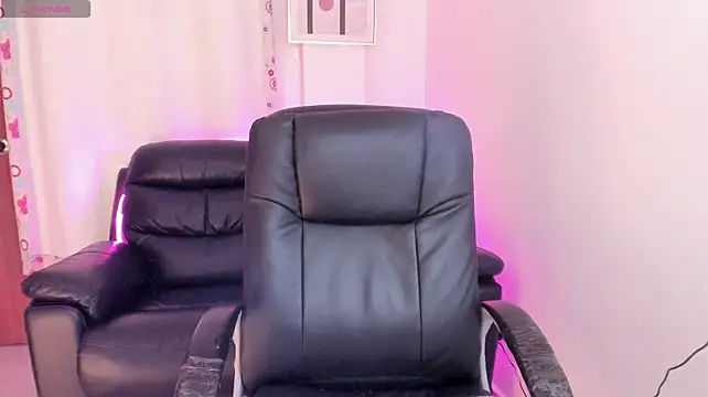 Chat +18 de michelleferrari_ ao vivo