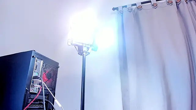 IvannaW_'s Live XXX Chat