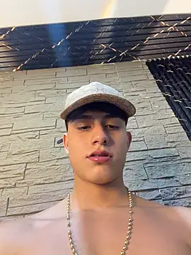 Lander_Cruz's Live XXX Chat