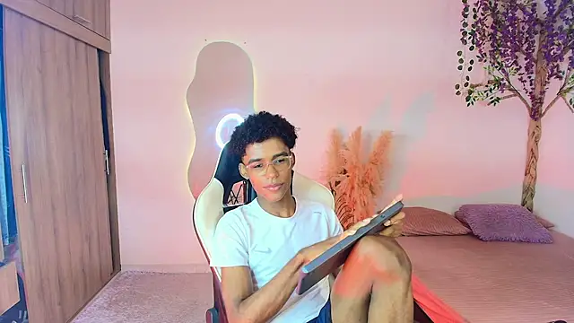 IamAndrey Obrolan Langsung XXX