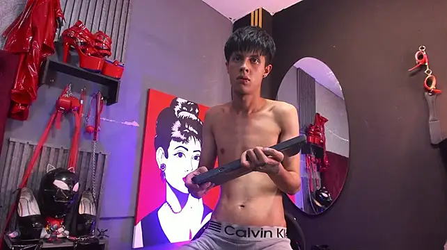MikeHunteer 라이브 XXX 채팅