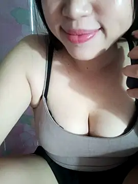 _YouAreMySunShine_'s Live XXX Chat