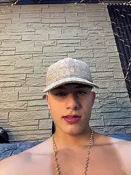 Lander_Cruz – Naživo XXX chat