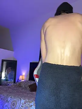 santiago_cutex Adlı Modelin Canlı XXX Sohbeti