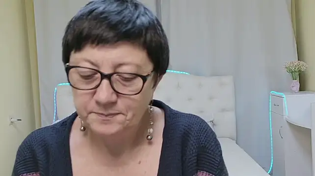 EmilyL0ve Live XXX-Chat