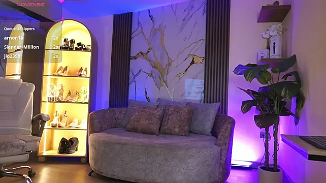 Chat +18 de LiaWheeler ao vivo