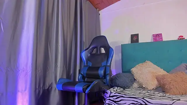 kleo_helenos Chat XXX in diretta