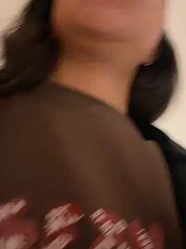 CocoaGigiMuse's Live XXX Chat