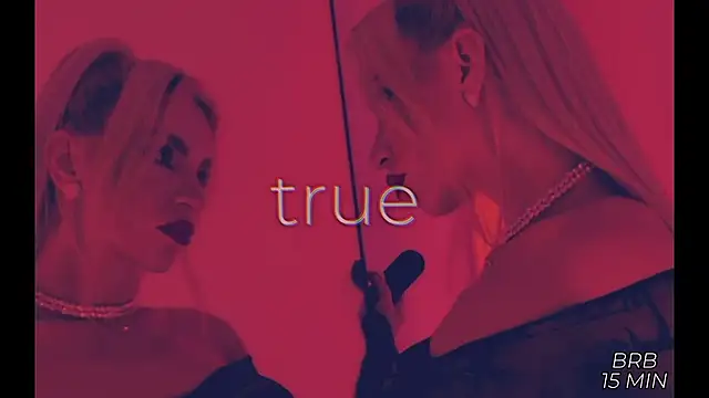 XXX chat uživo modela Devvil2222