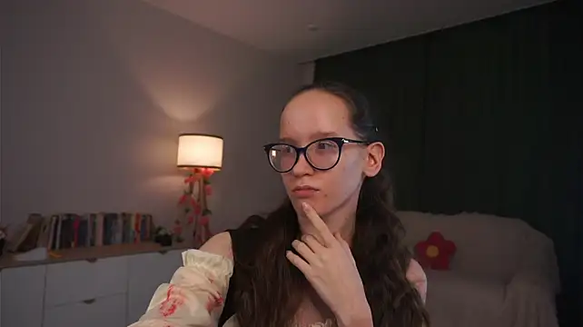 XXX chat uživo modela BettyBrowni