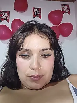 Valeria888 Adlı Modelin Canlı XXX Sohbeti