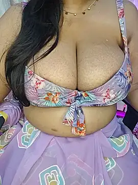 Curvy_Pooja লাইভ XXX চ্যাট